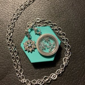 Origami Owl Necklace